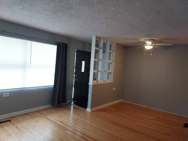 Building Photo - 6511 Ash Pl