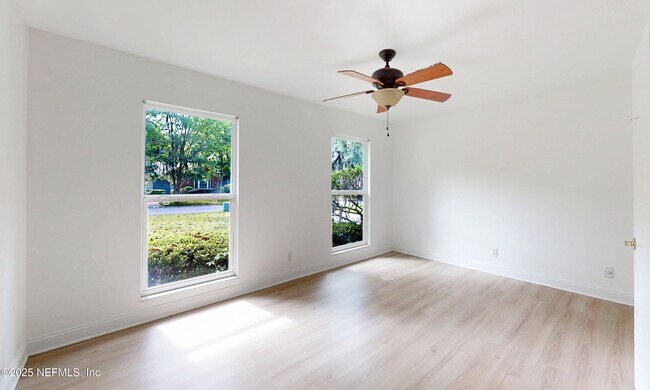 Building Photo - 3812 Buckskin Trail E
