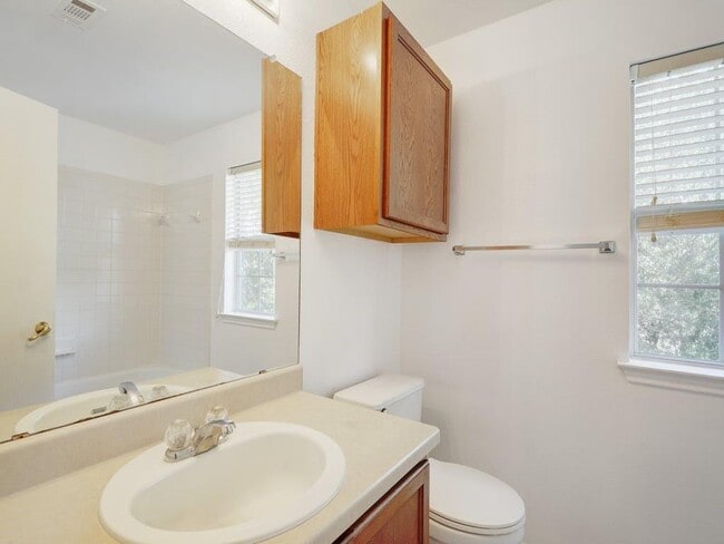 Building Photo - 13600 Briarcreek Loop