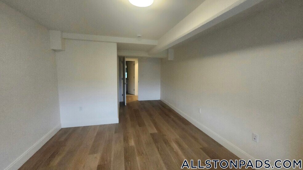 Building Photo - 1079 Commonwealth Ave