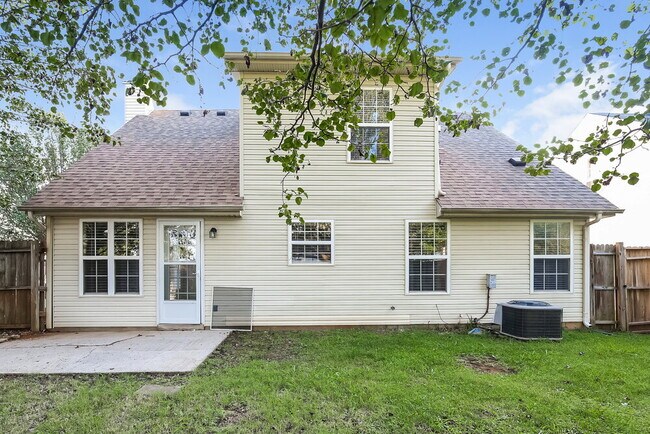 Building Photo - 5400 Sunnyvale Dr