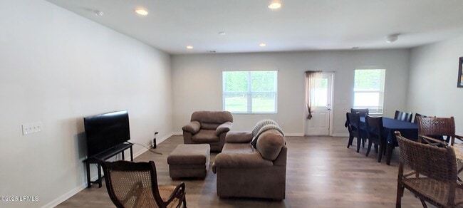 Building Photo - 12 Pacolet Ln