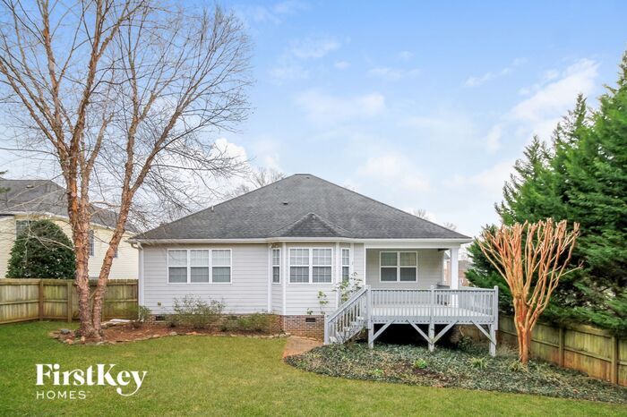 Building Photo - 5445 Stone Crossing Dr