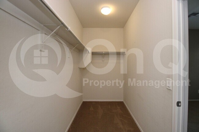Building Photo - 5614 W Montebello Way
