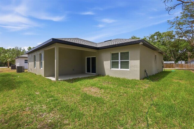 Building Photo - 16475 SE 89th Terrace