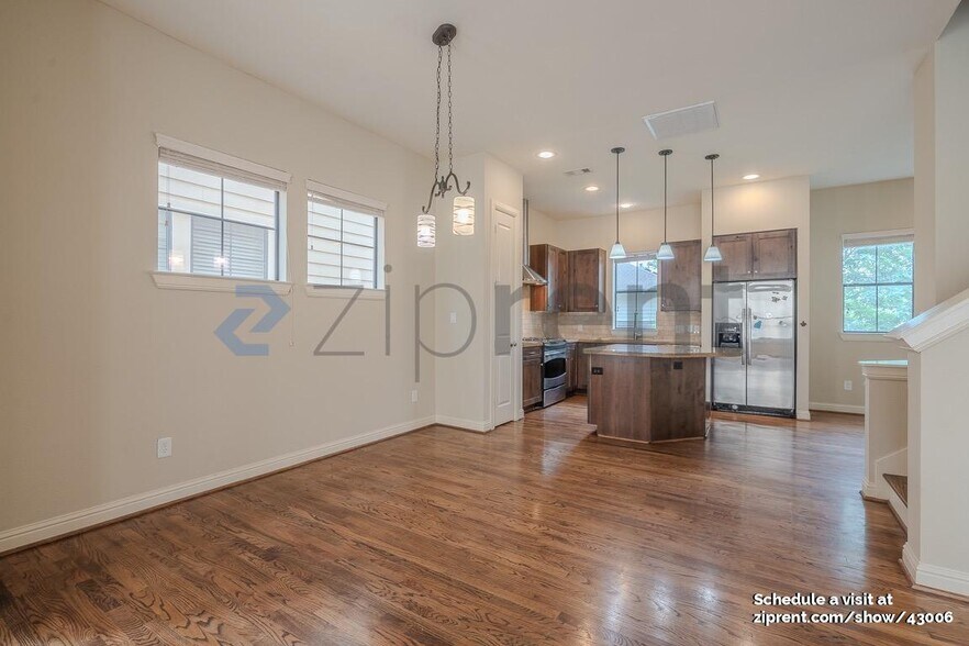 Building Photo - 5213 Eigel St