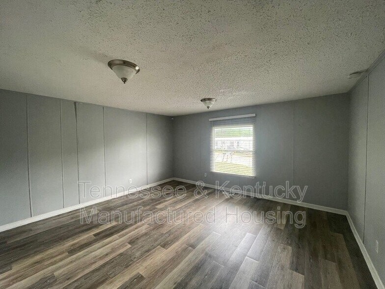 Building Photo - 207 Cumberland Ln