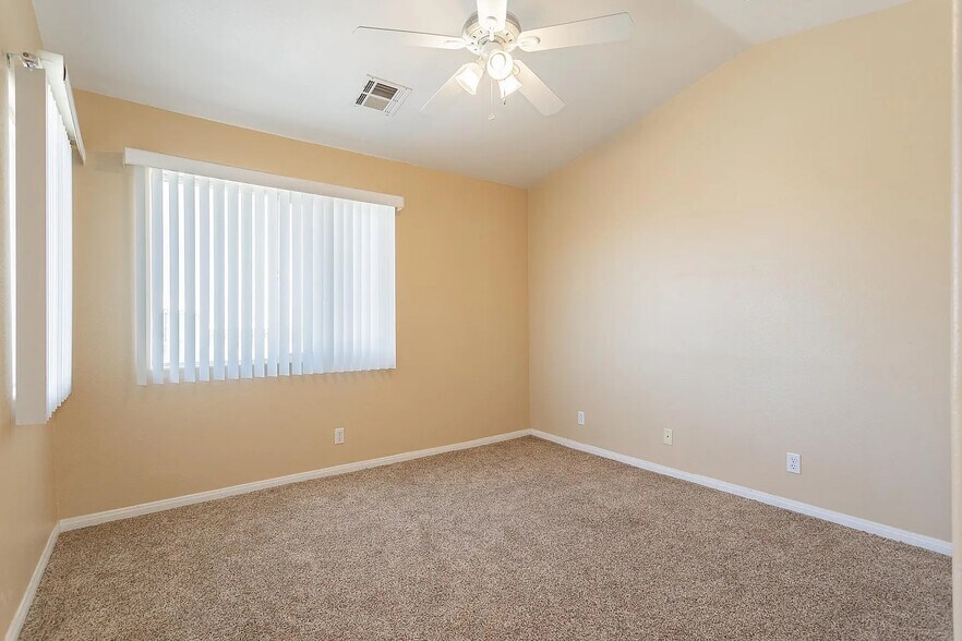 Building Photo - 1888 Big Horn St