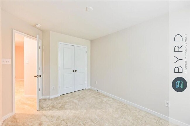 Building Photo - 3380 Dewsberry Ln