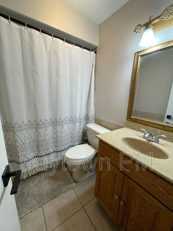 Building Photo - 5108 Ravensdale Way