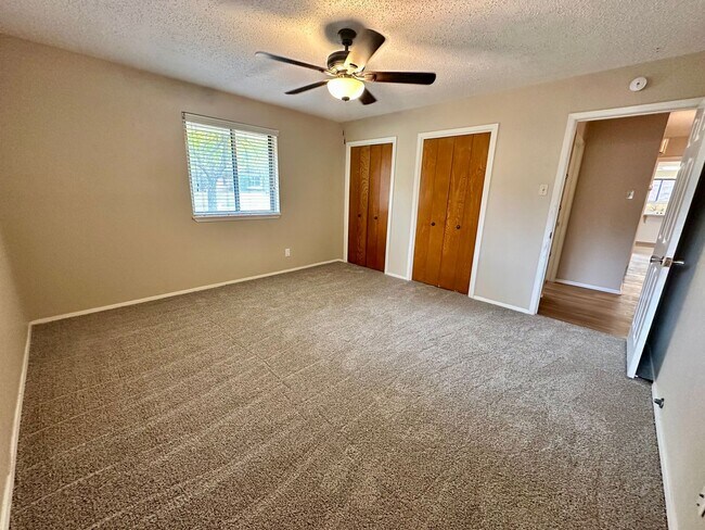 Building Photo - 5925 Caldwell Dr
