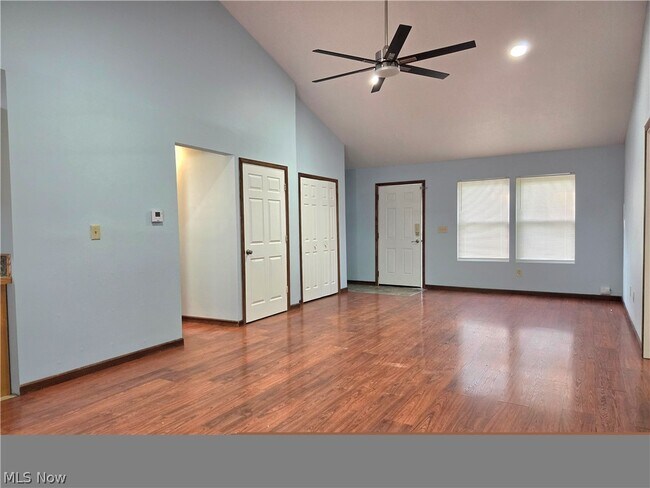 Building Photo - 2956 Hayne Rd