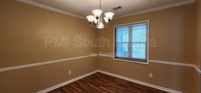 Building Photo - 200 Eli Run