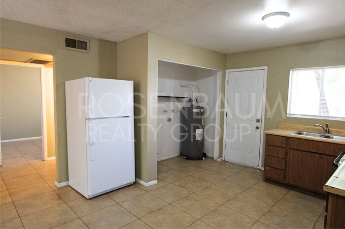 Building Photo - 6440 E Alder Ave