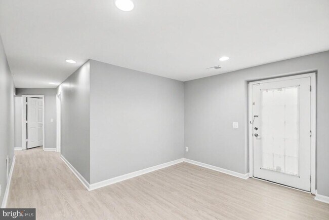Building Photo - 91 Chaps Ln