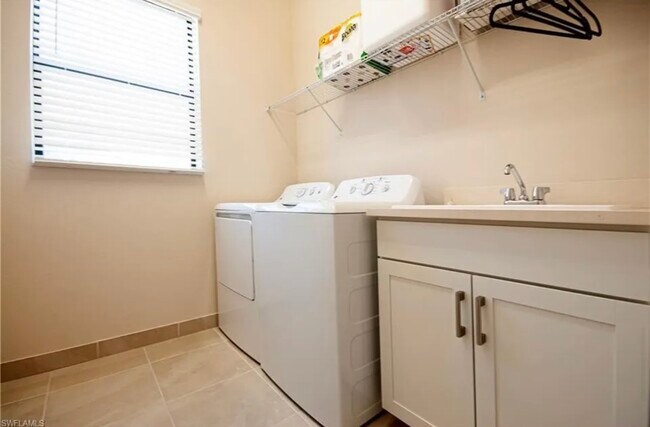 Building Photo - 11724 Lakewood Preserve Pl