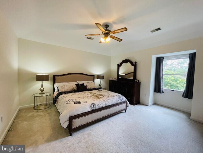 Building Photo - 1474 Freeman Dr