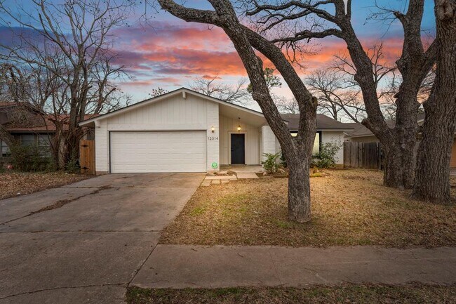 Primary Photo - 12314 Double Tree Ln