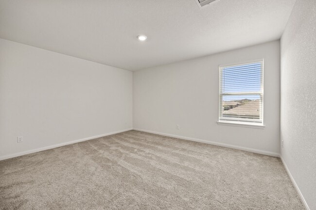 Building Photo - 15243 Crescent Brookfield Dr