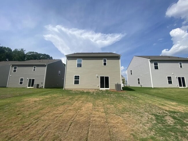 Building Photo - 1537 Woodhouse Dr