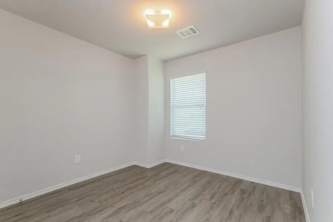 Building Photo - 2602 Camrola Wy