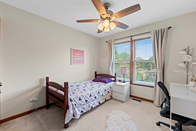 Building Photo - 707 Republic Ct