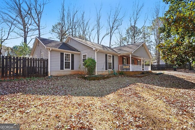 Building Photo - 8671 Twin Oaks Dr