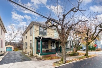 Building Photo - 429 S Pitt St