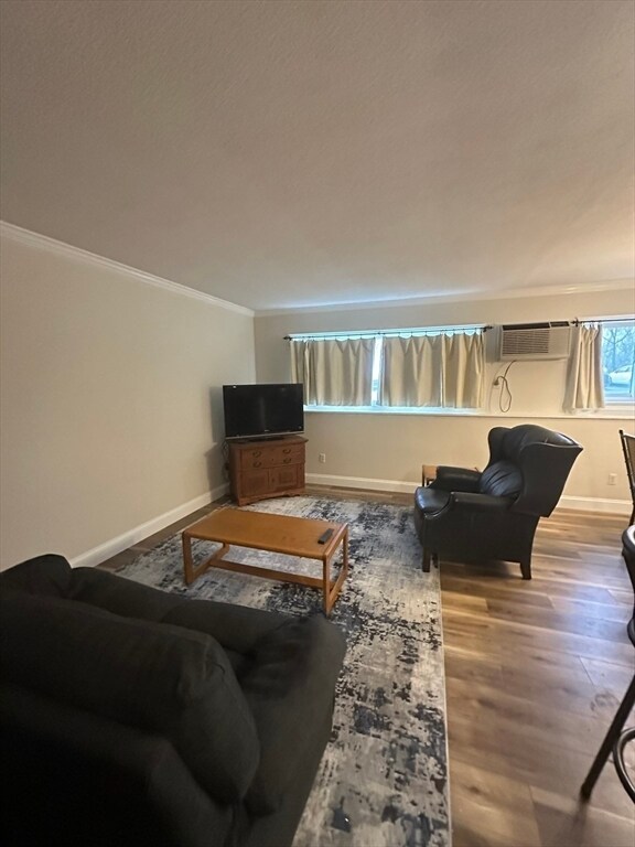 Building Photo - 74 Barrett St