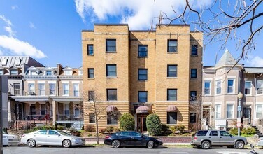 Building Photo - Bright One Bedroom Gem in Columbia Heights!