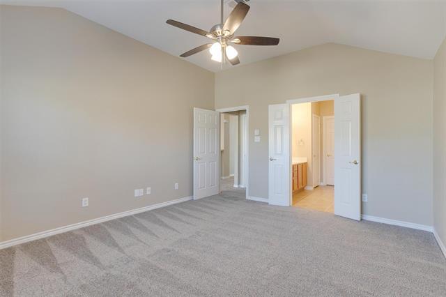 Building Photo - 9508 Fox Hill Dr