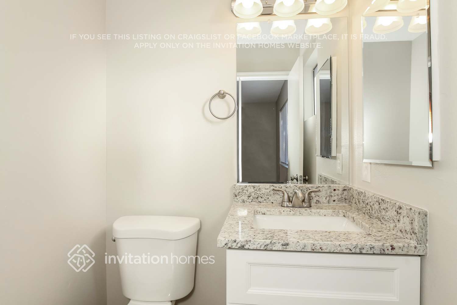 Building Photo - 5235 W Lupine Ave