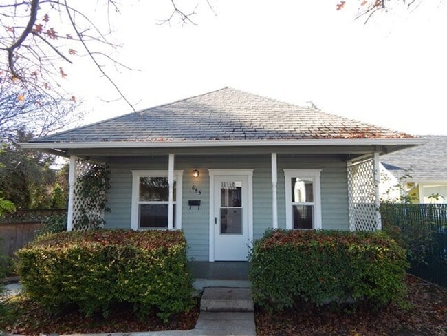 Primary Photo - 2Bd/1Ba Single Story Home - Available Soon!