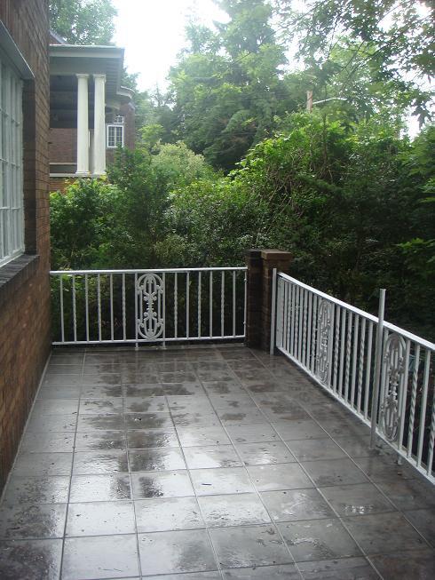 Building Photo - 5807 Callowhill St