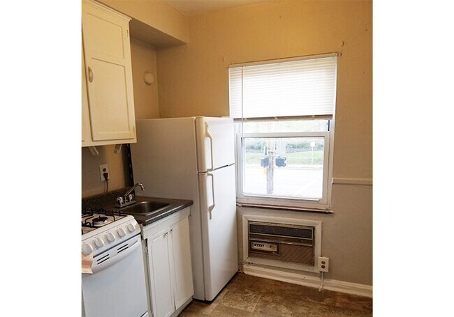 Building Photo - 960 Ludlow Ave