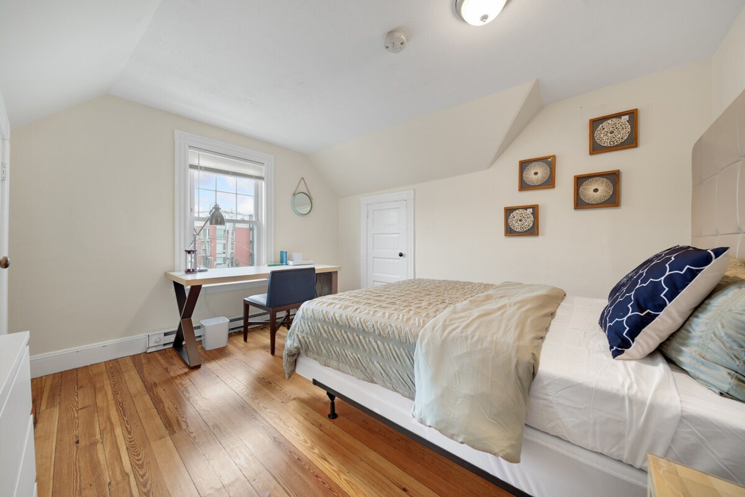 Building Photo - 503 Western Ave