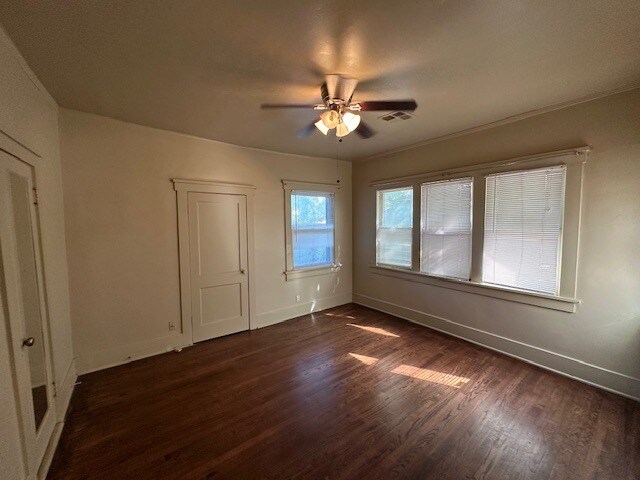 Building Photo - 1221 NW 42nd St