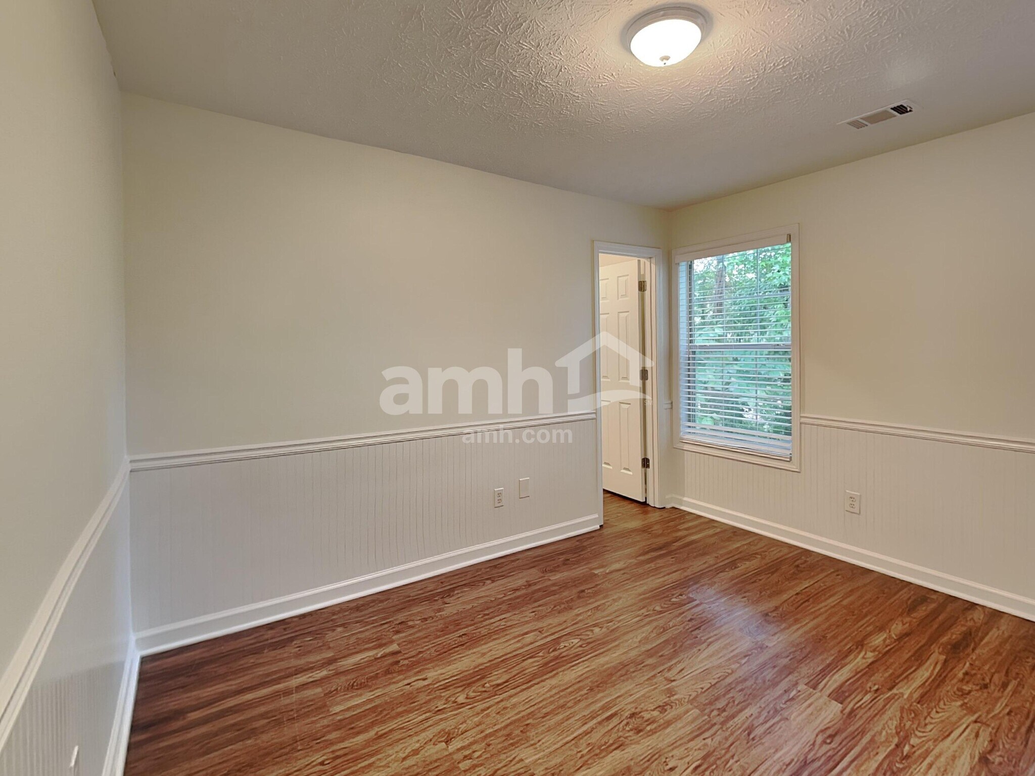 Building Photo - 555 Fosters Mill Ln NW