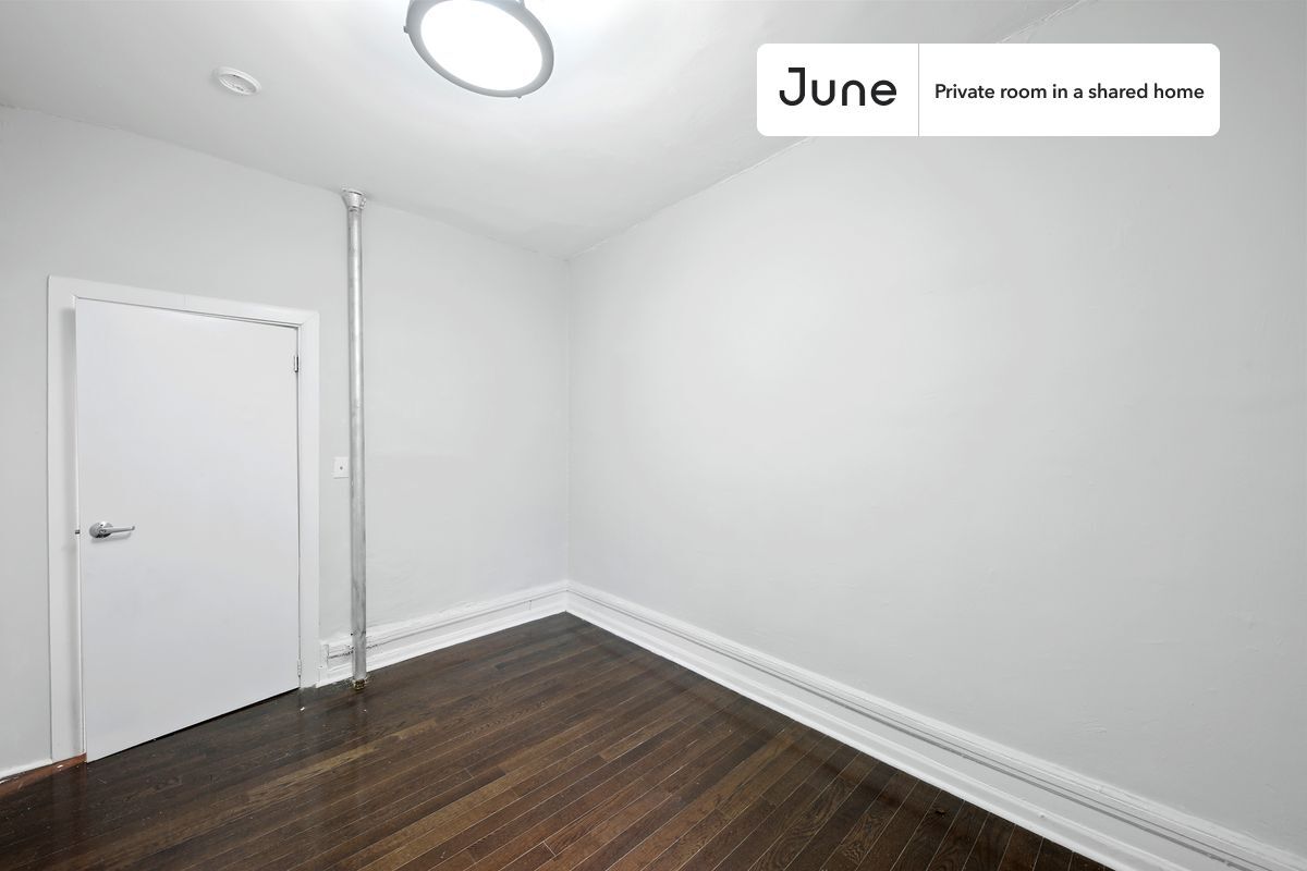 Building Photo - Room in Shared 3 bed/1 bath home in Hamilton Heights