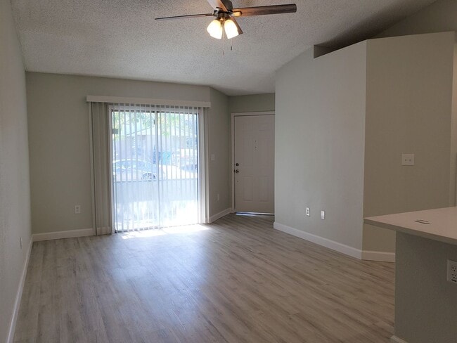 Building Photo - Ground Level Condo; Private Driveway; Corn...