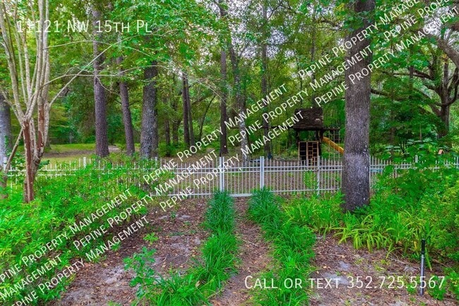 Building Photo - 11121 NW 15th Pl