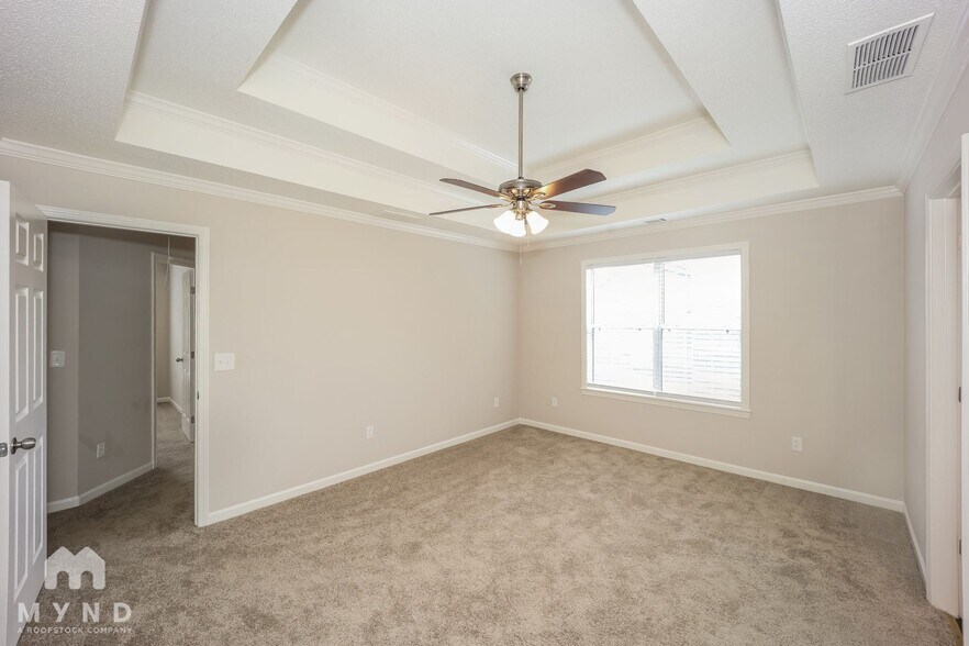 Building Photo - 7822 Bar Harbor Dr