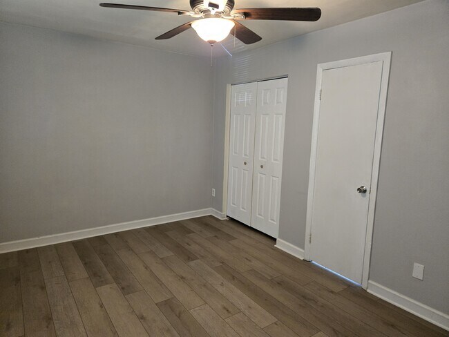 Building Photo - 606 Redkirk Ln