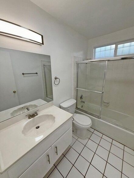 Building Photo - 12235 Pacific Ave