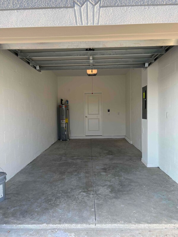 Building Photo - 32051 Powderpuff Mimosa Dr