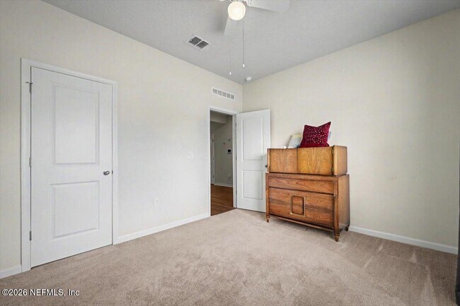 Building Photo - 11443 Tiburon Dr