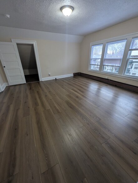 Building Photo - 478 Winthrop Ave