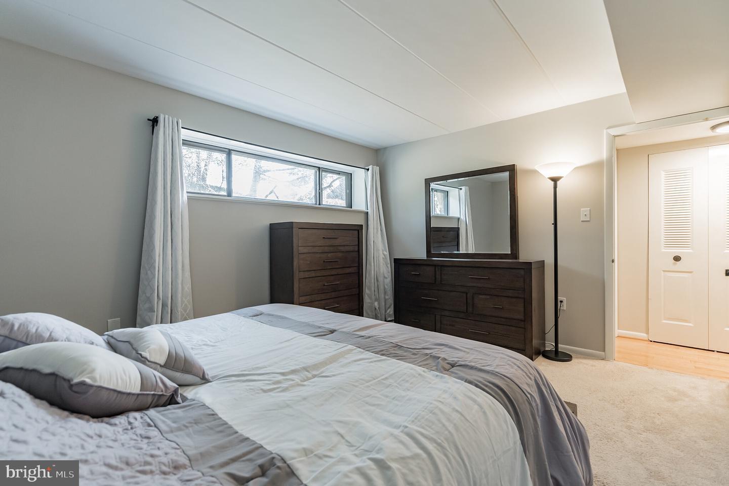 Building Photo - 130 Roberts Ln