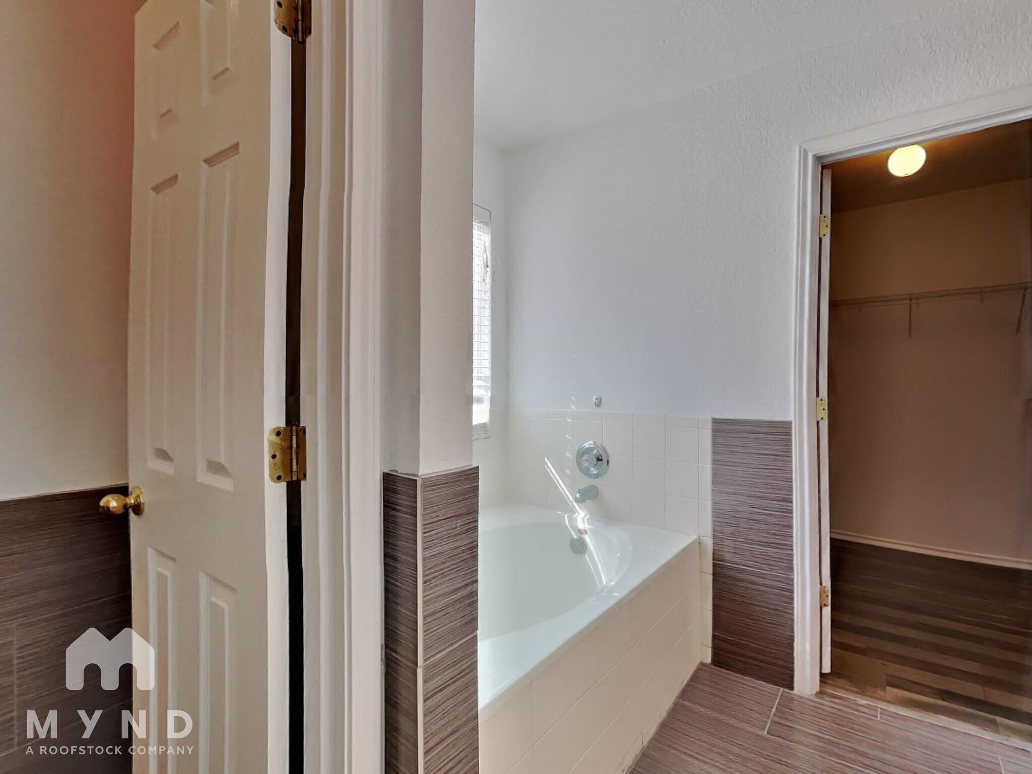 Building Photo - 8715 Veranda Ct