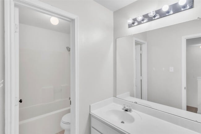 Building Photo - 18027 Oak Orchard Lane